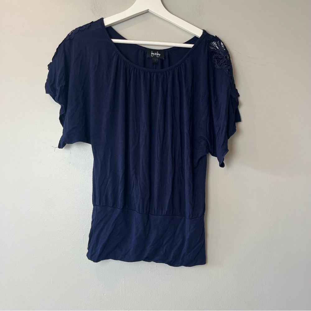 By & By Navy Lace Detail Short-Sleeved Top Medium